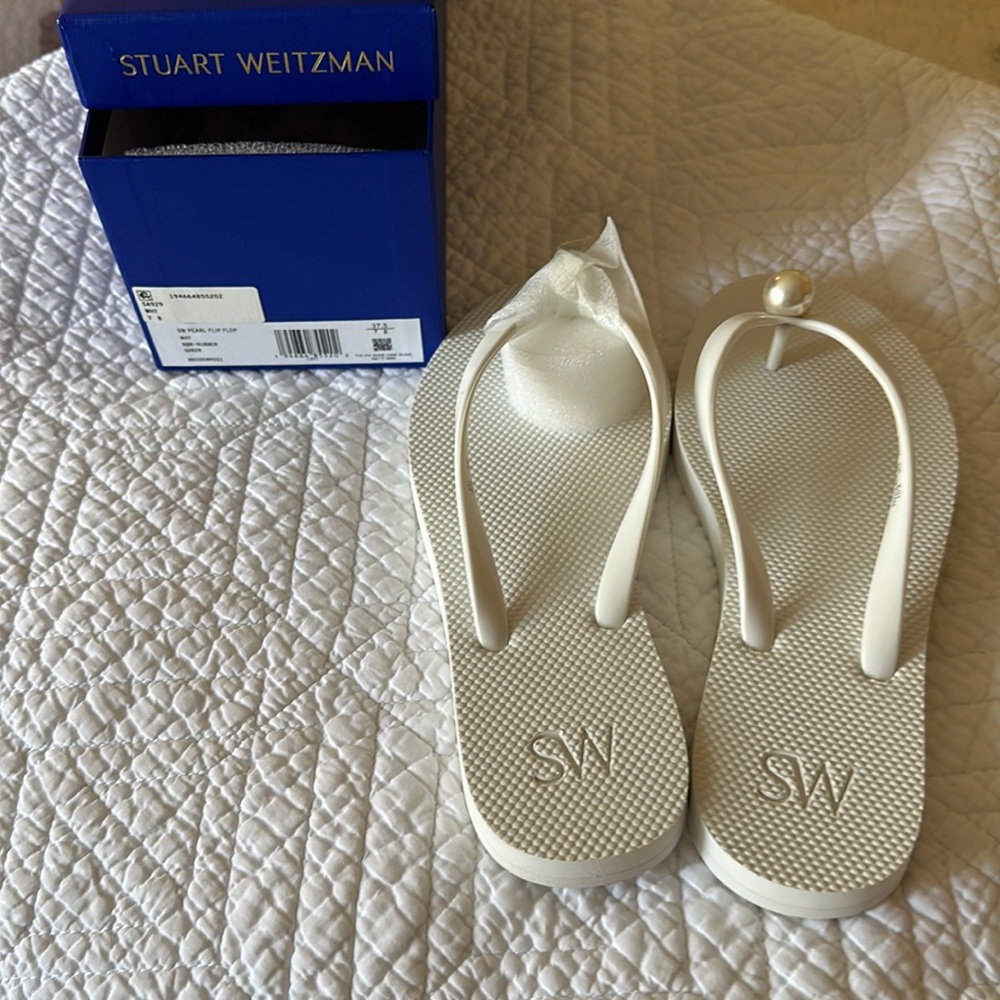 Stuart Weitzman flip flops